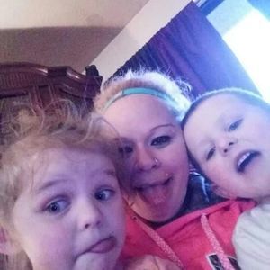 Meet your Posher, April